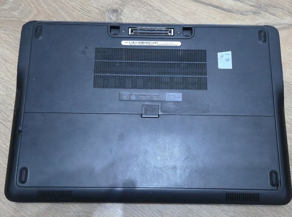 Laptop Dell Latitude 7240 I5 4310U 8GB Ram 120SSD Windows 11
