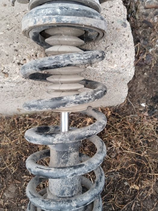 Стойки в сборе от Субару