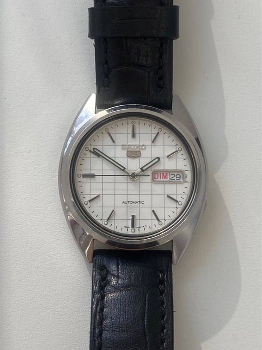 Часы Seiko SNXF05