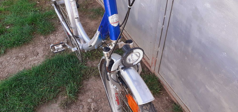 Bicicletă de vînzare.