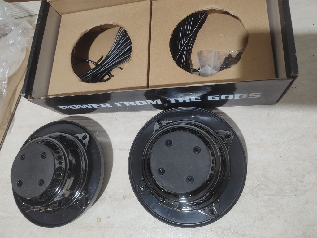 Чисто нови ! Hifonics WR42CX 4" 10см автомобилни говорители
