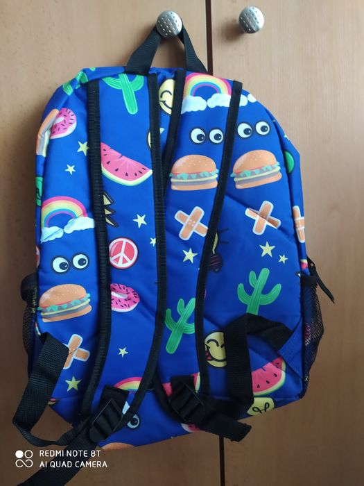 Училищна чанта...