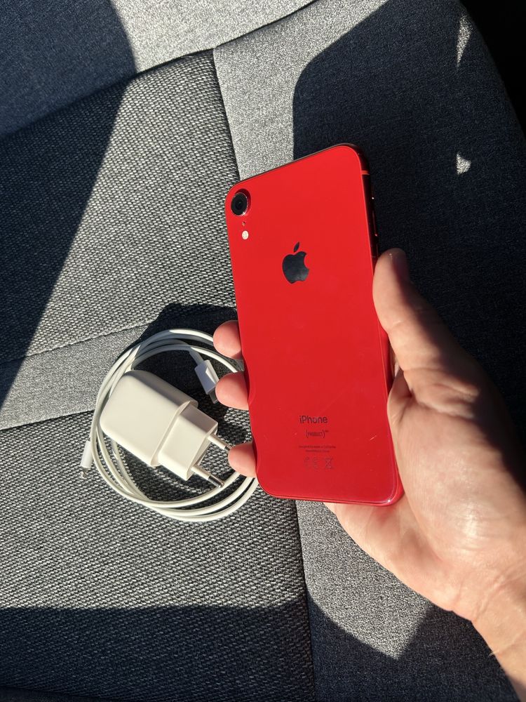iPhone XR [128 GB]- отлично състояние!!