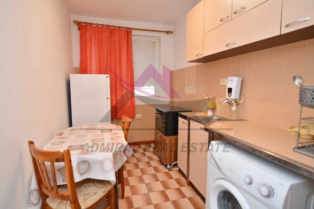 Дава се под наем Двустаен апартамент в Варна, Окръжна болница - 52 кв.м за 350 € - Снимка #1