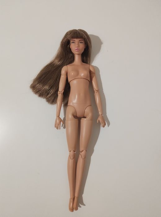 Продам куклу Барби