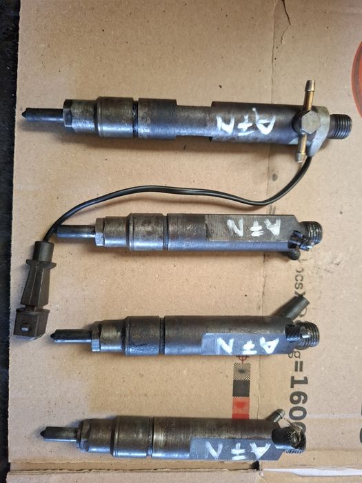 Set injectoare Wolswagen Sharan 1.9 AFN 110 CP