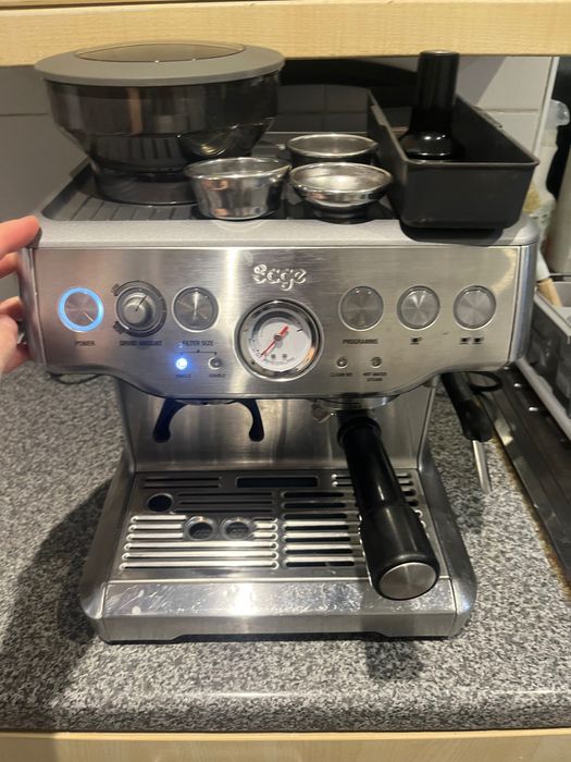 Кафе машина SAGE barista