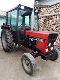 Vând tractor international 743 case