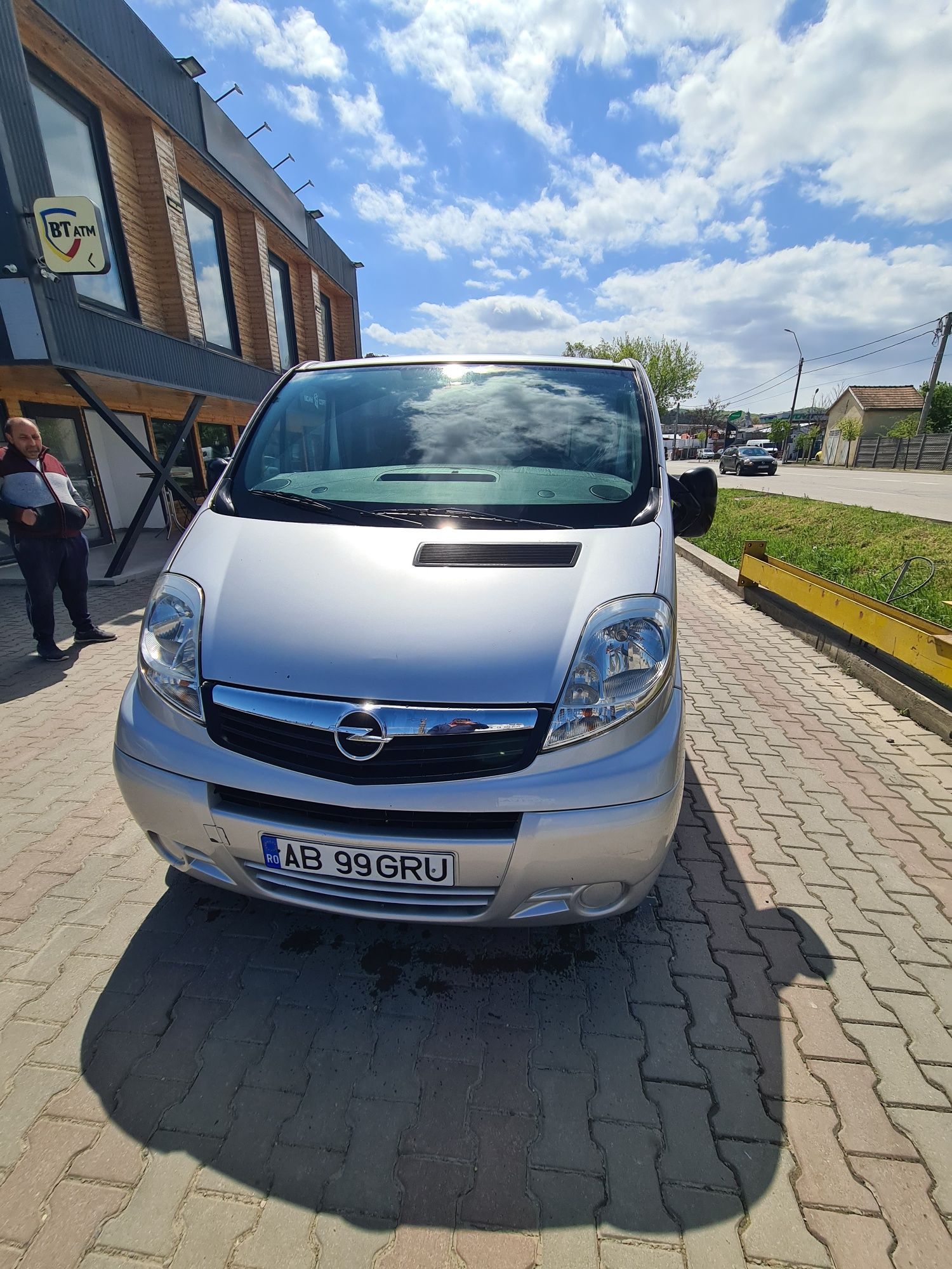 Opel vivaro SD funerar