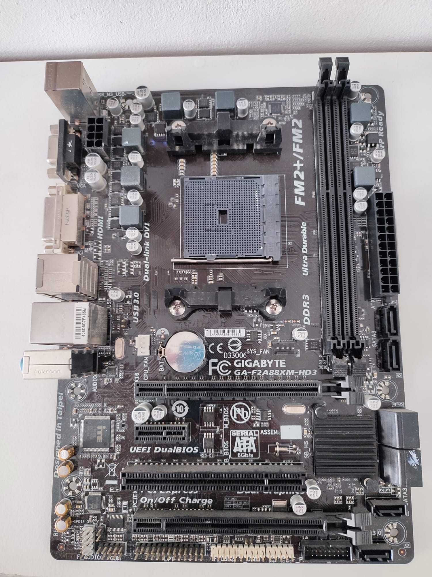 Placa de baza Gigabyte F2A88XM-HD3 Socket FM2+