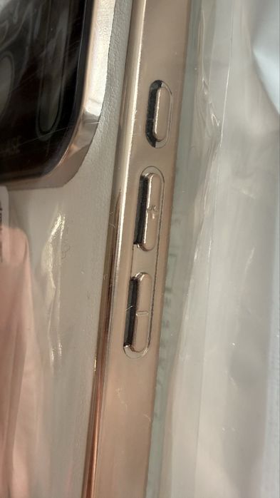Iphone 17 pro -2 броя гръбчета и 3 броя протектор