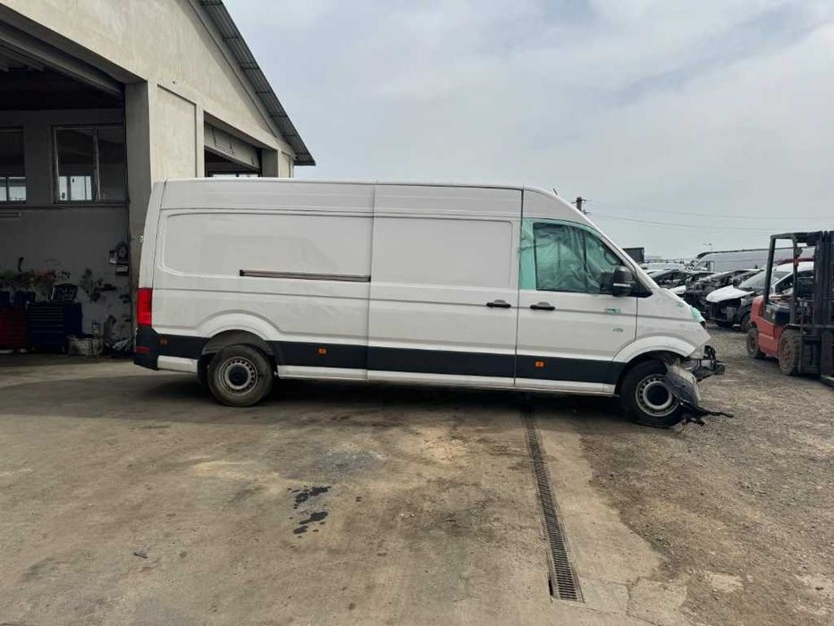 Dezmembrari Volkswagen Crafter 2020 Pompa injectie DUBA 1968