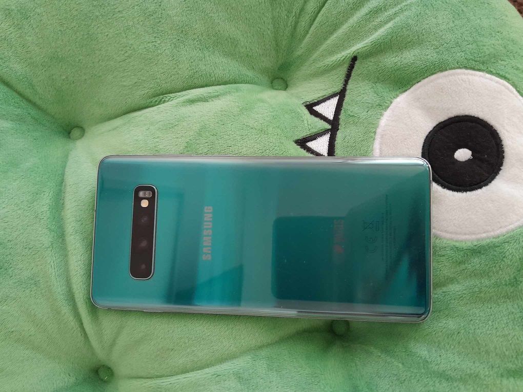 Vând Samsung S10 plus urgent telefonul n are nicio problemă