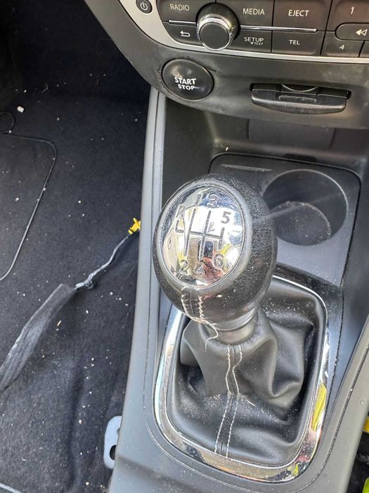 Dezmembrari Megane 3 Coupe 1.5 DCI cod K9K636 cutie 6 trepte