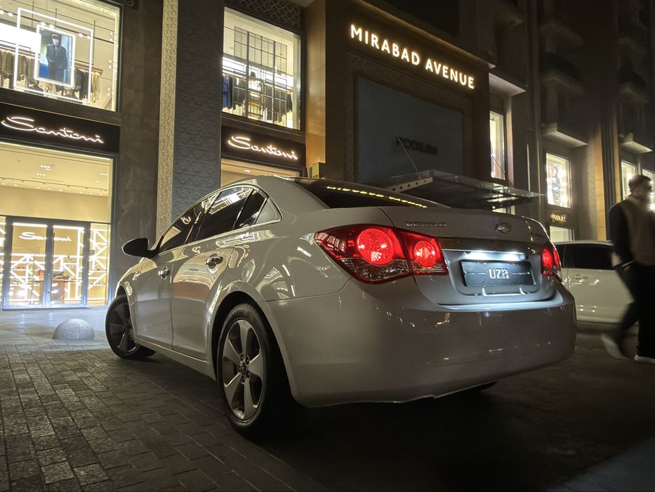 Chevrolet  lasetti Kruz avtomat ideal holatda