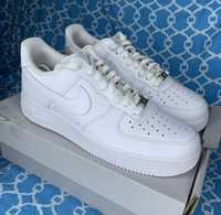 AIR Force 1 Triple White