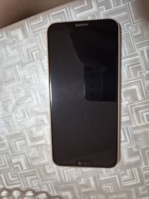 Huawei p20 lite розовый