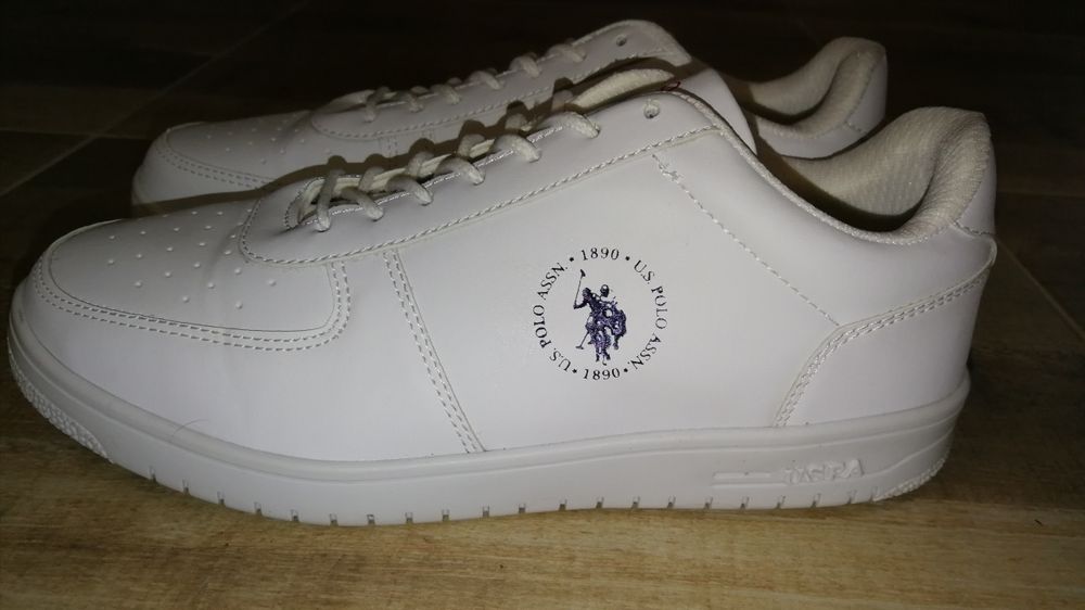 Бели маратонки U.S. POLO ASSN.