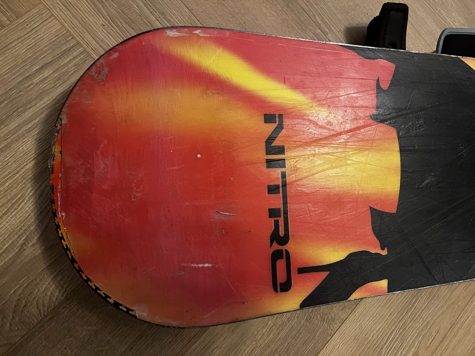 Snowboard cu legaturi