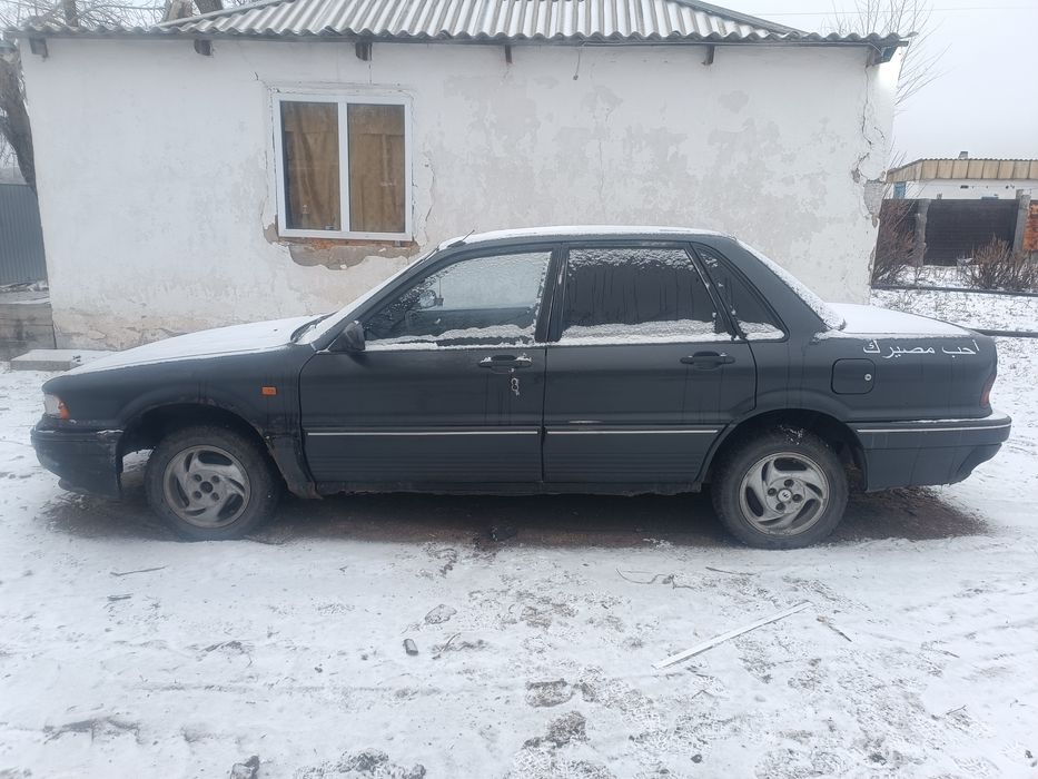 Митсубиси Галант