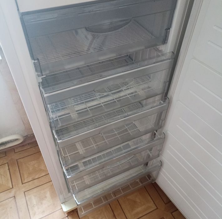 Продам морозильник, Атлант, морозилка, холодильник, для дома, кухня.