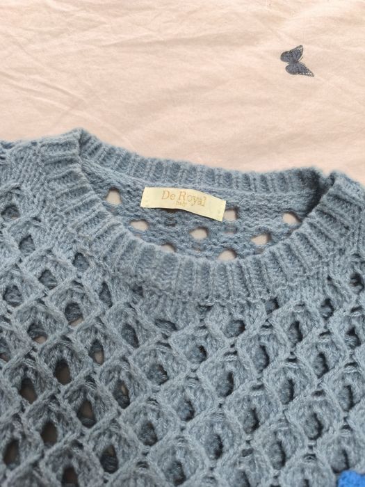 Дамски пуловер с 3D цветя