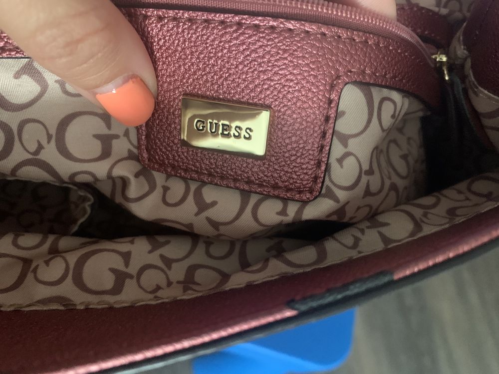 Ghiozdan Guess original