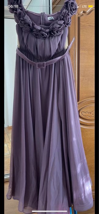 Vand rochie lunga de seara