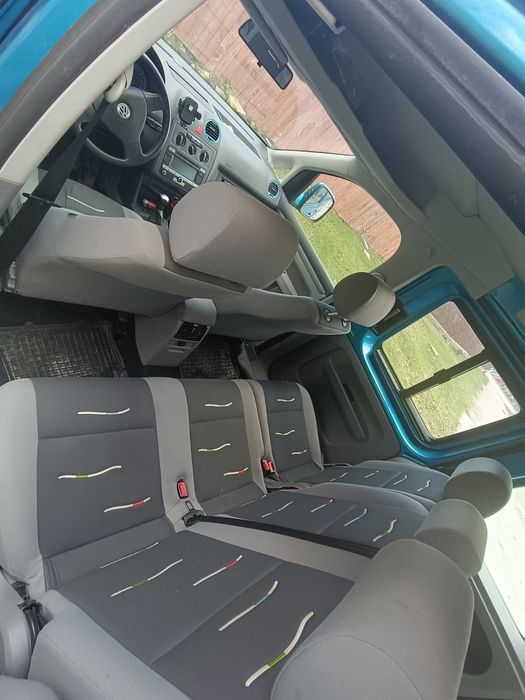 Vând VW Caddy 2008