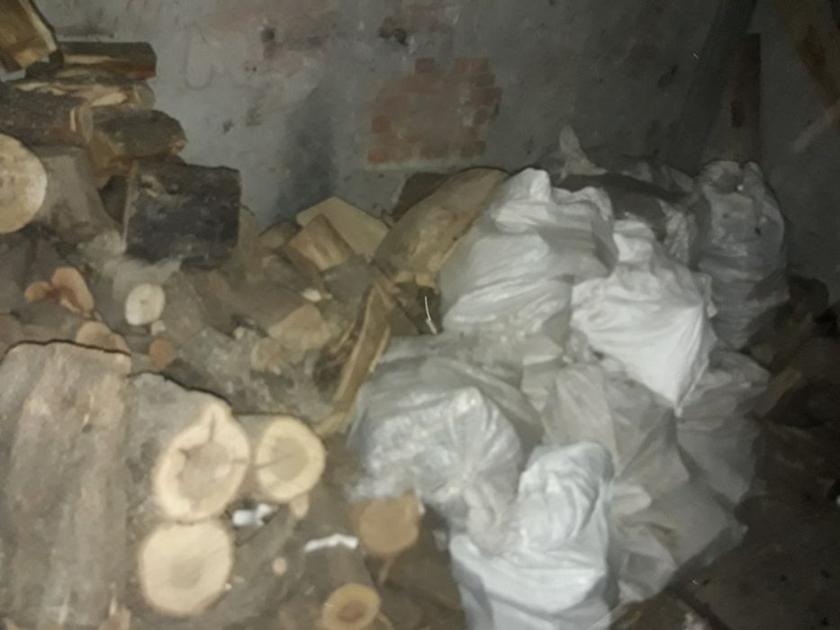 Дърва за огрев .