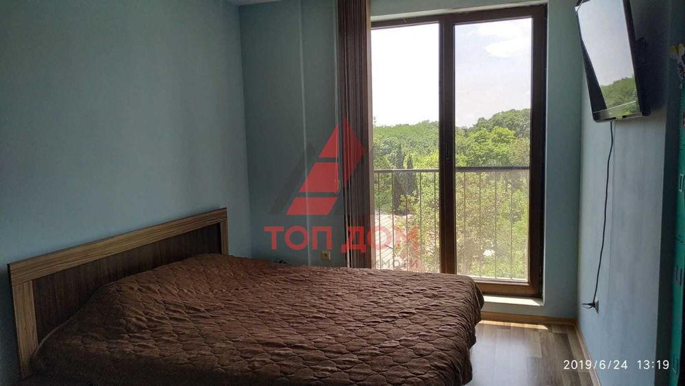 Дава се под наем Тристаен апартамент в к.к. Св.Св. Константин и Елена - 92 кв.м за 816 € - Снимка #4