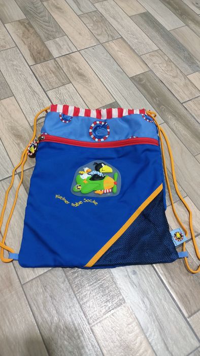 Ghiozdan/ rucsac pentru copii. 20 lei