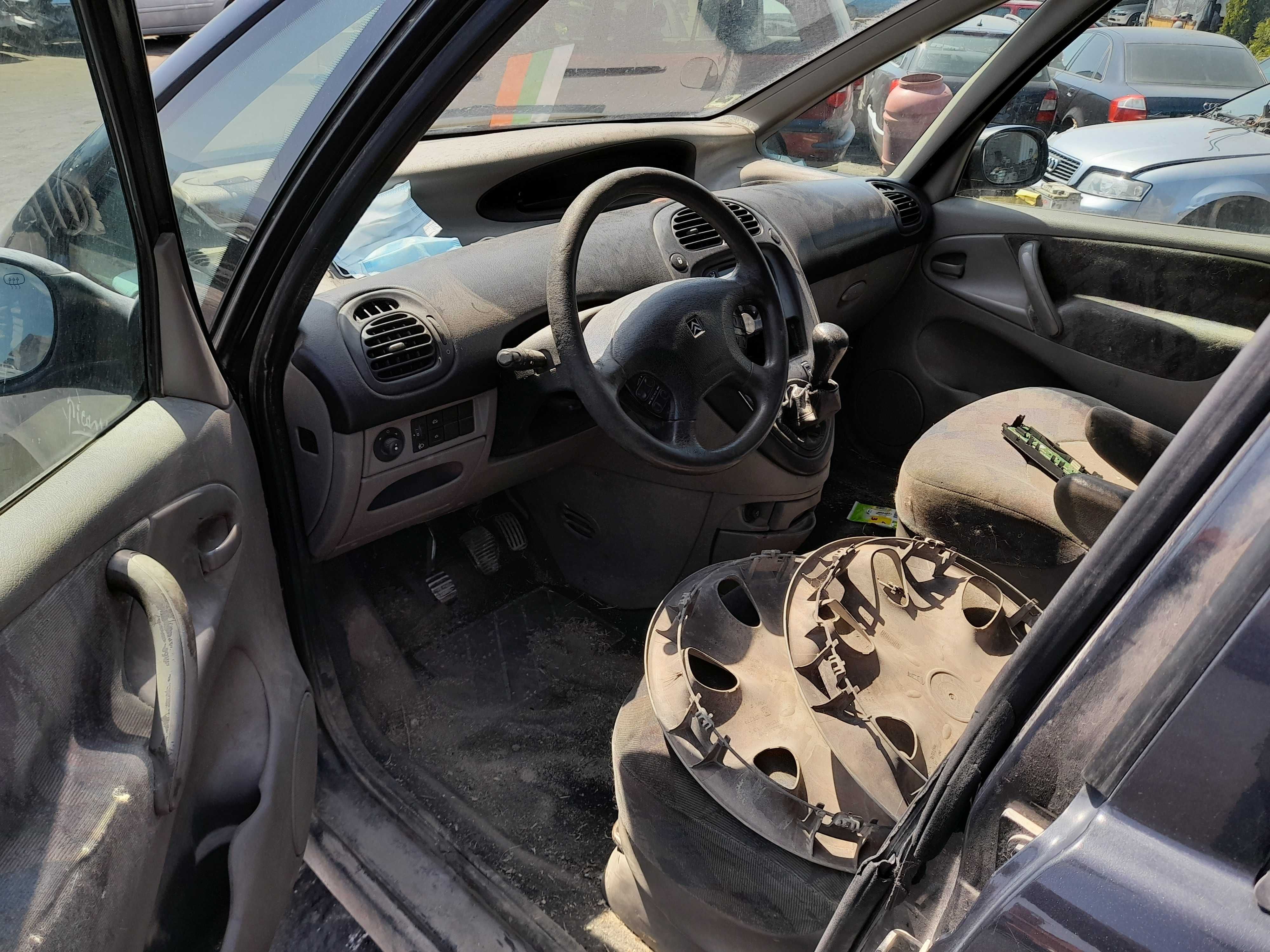 На части! Citroen Xsara Picasso 2.0 HDI