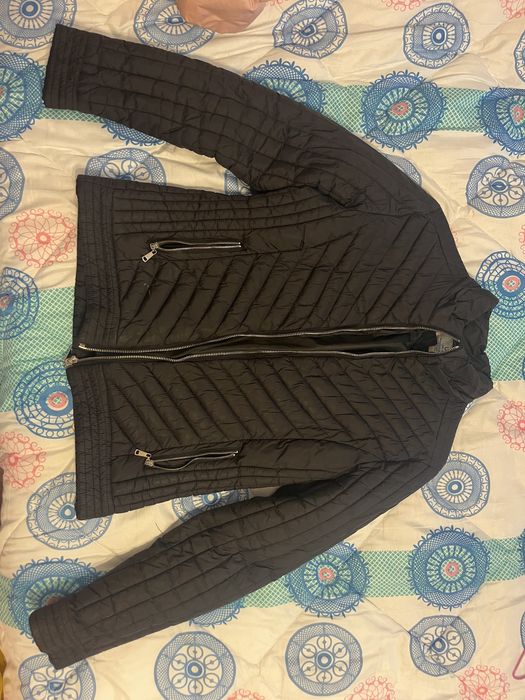 Есенно черно яке