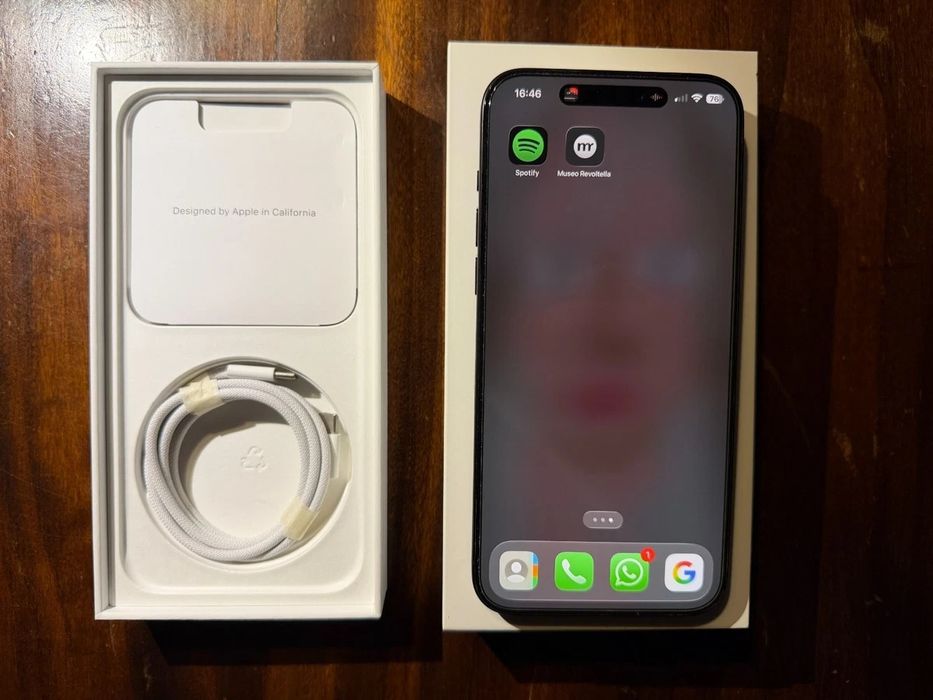 Apple iPhone 15 Pro Max - 256GB - Titanium Black