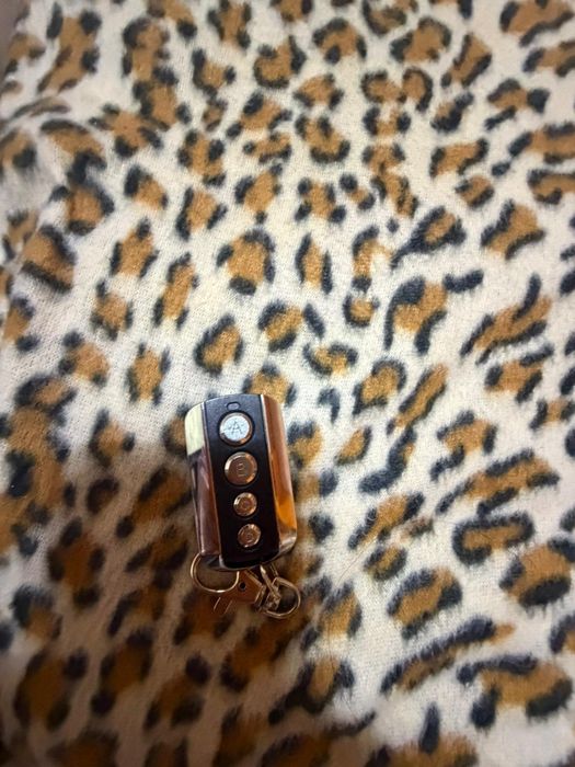 Pat copil mașinuță cu telecomanda