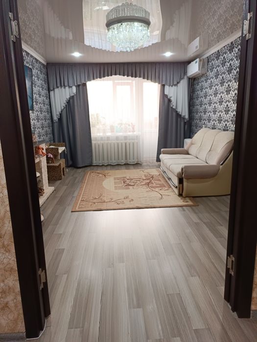 Продам 3х ком. кв на Набережной 30.