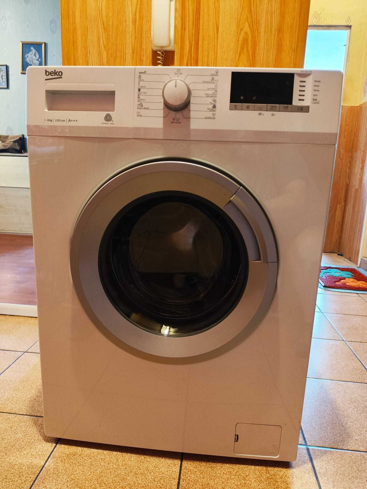 Пералня Beko слим, модел WTE6612BS