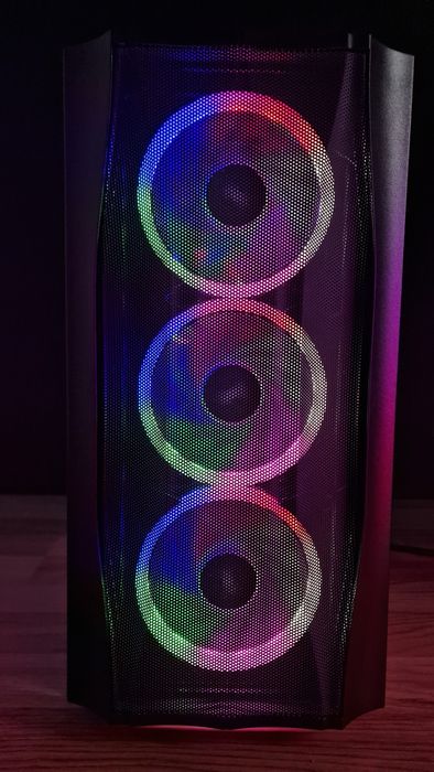 Vand PC Gaming i5 12400F | RTX 3060ti 8gb | 32gb DDR5 | 1TB SSD | NOU