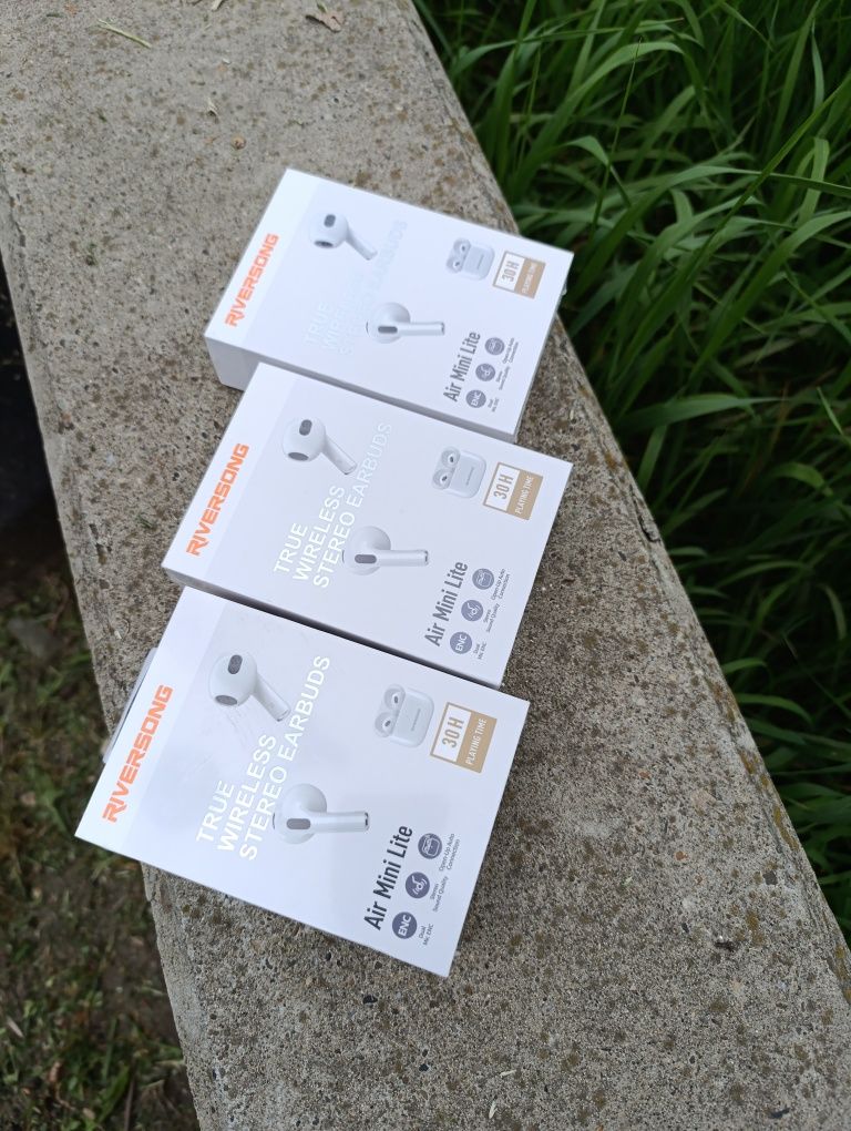 Casti wireless Riversong noi sigilate