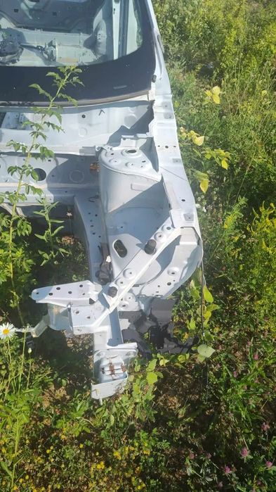 Lonjeron stanga/ dreapta fata cu semi aripa renault kadjar 2021