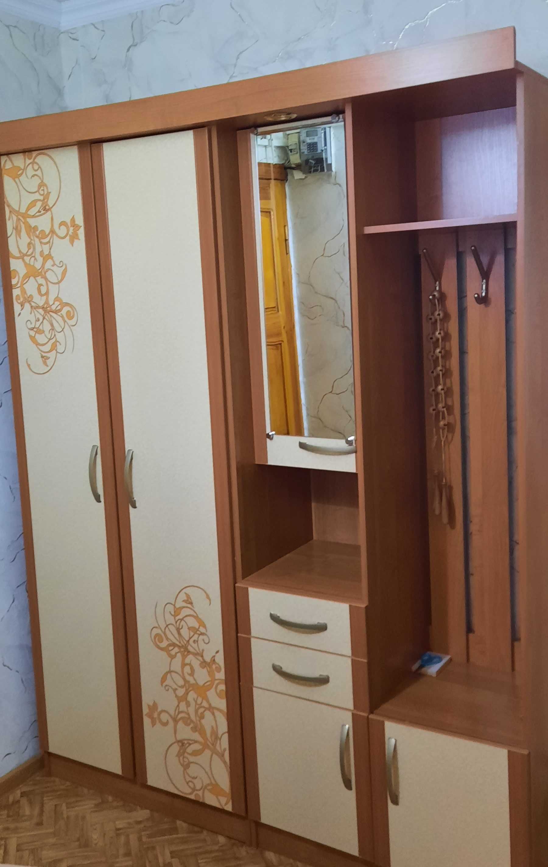 Срочно продается прихожая