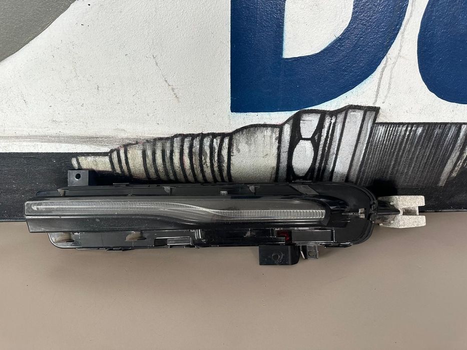 Lumina de zi DRL dreapta fata Volvo V40 31290579