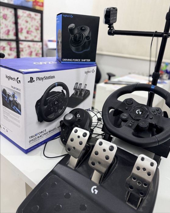Волан logitech G923 + шифтър и близо 1 година гаранция