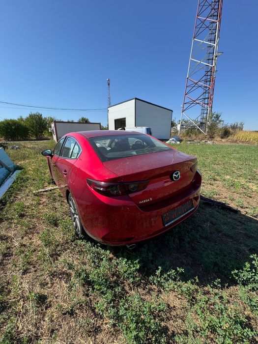 Mazda 3 2019 AVARIAT