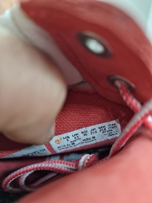 Ghete Timberland Premium 6 inch nr. 35,39 lucrate cu 36,39.5