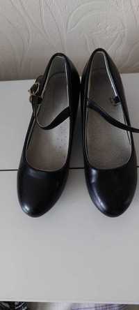Танцевальные туфли для девочки 35 размер