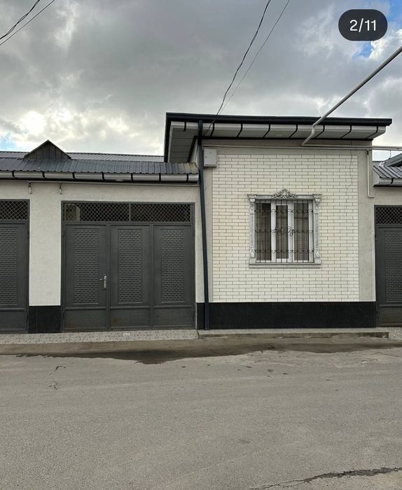 Срочно продаётся коттедж с мебелю техникой