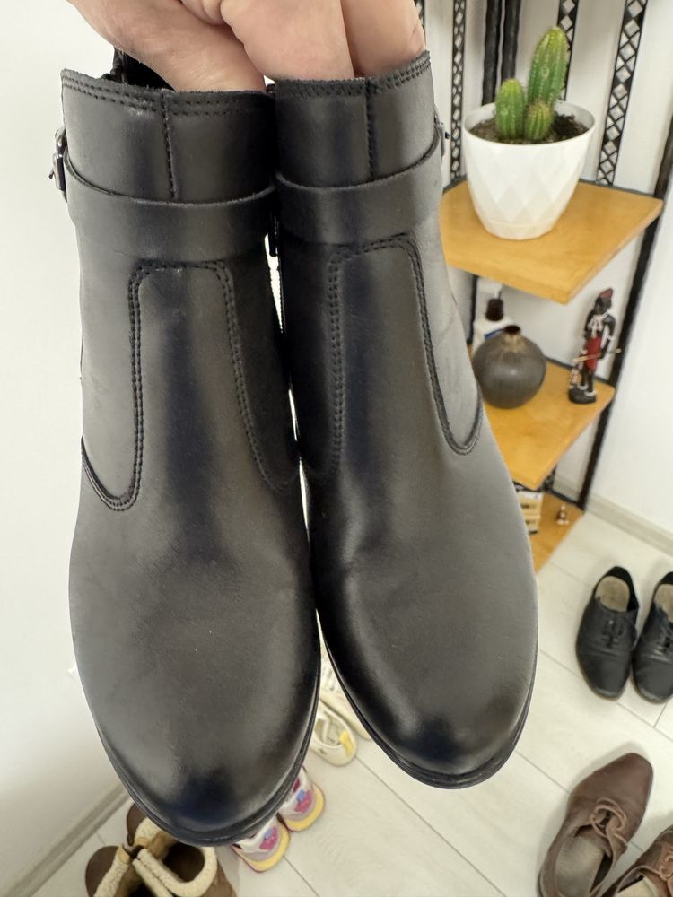 Botine cu toc noi piele naturala