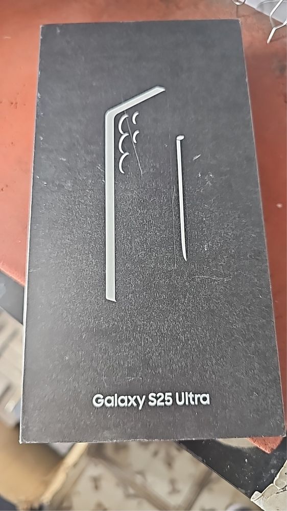 Samsung S25 Ultra 12/256 GB
